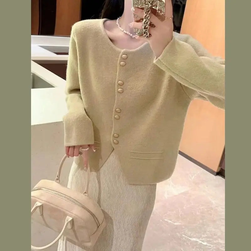 Xiaoxiangfeng New O-neck Fashion Knitted Cardigan Jacket Spring Autumn Soft Short Sweater Coat Loose Solid Cardigan Sweater