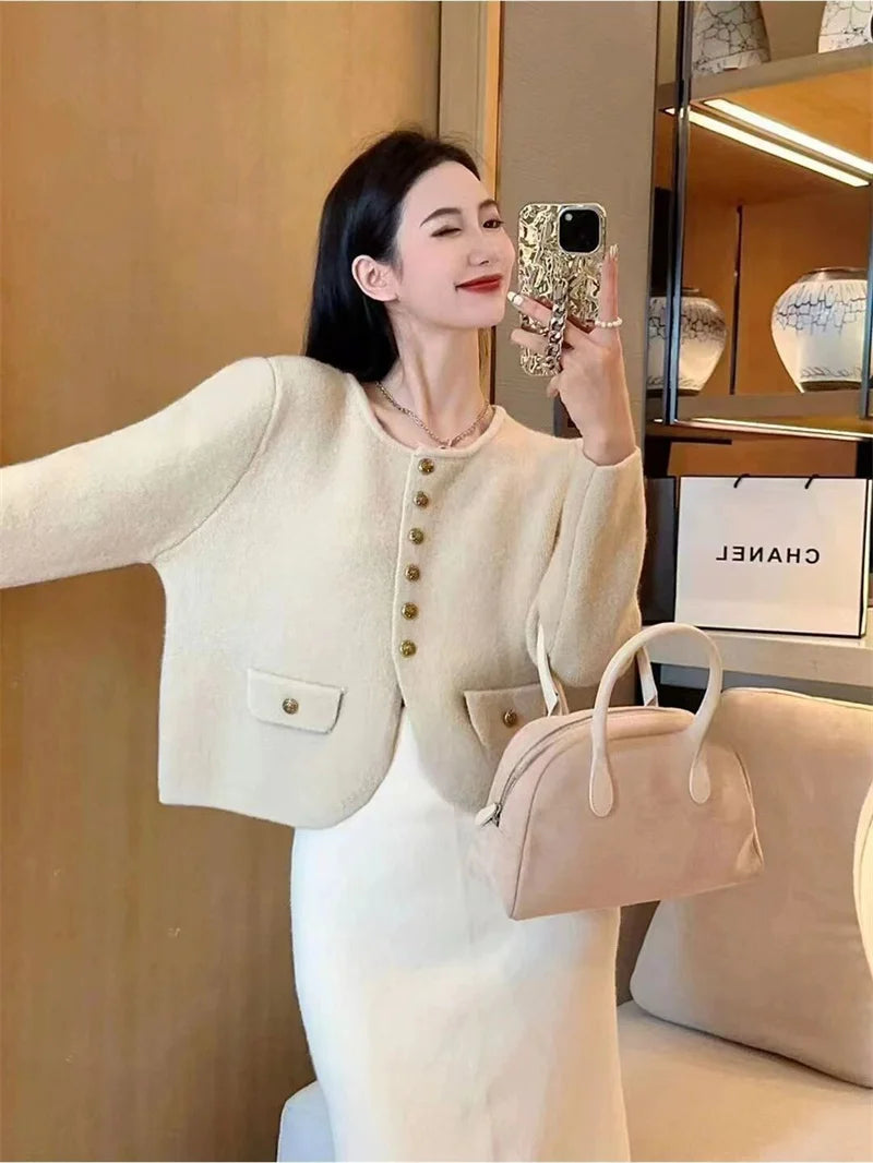Xiaoxiangfeng New O-neck Fashion Knitted Cardigan Jacket Spring Autumn Soft Short Sweater Coat Loose Solid Cardigan Sweater